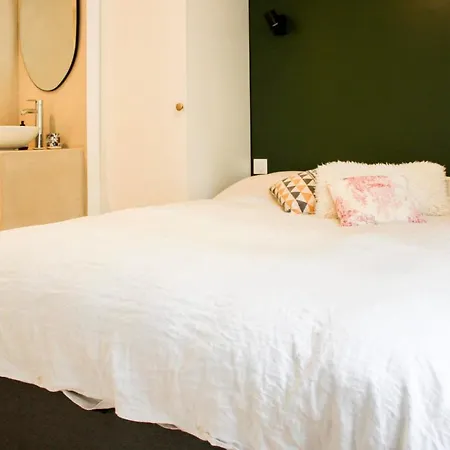 34 M Pres De La Place De La Bastille Appartement *